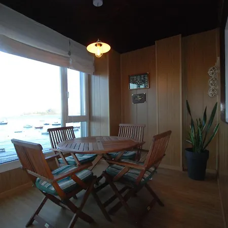 M O A Aloxamento Marineiro Apartman Baiona